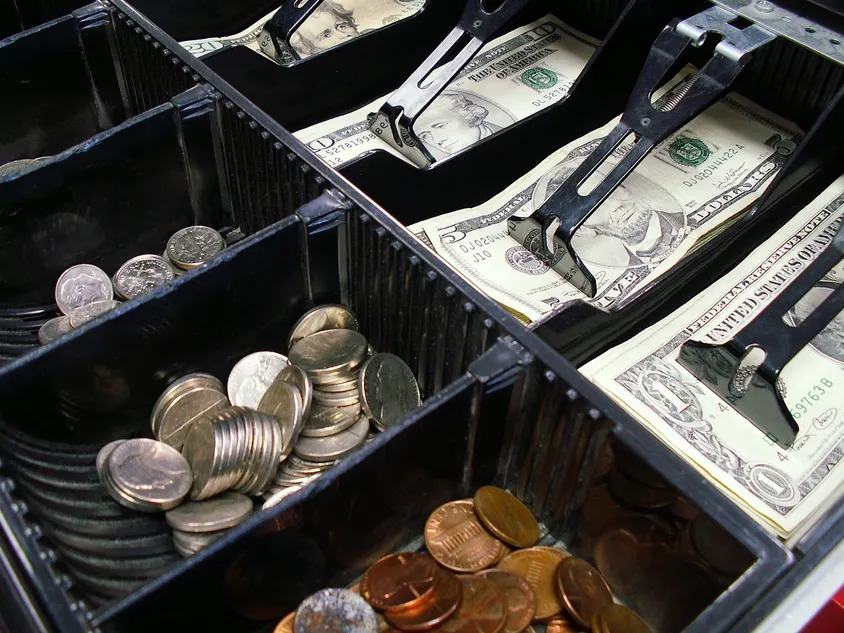 Quel type de caisse choisir pour votre établissement ? Décryptage et conseils