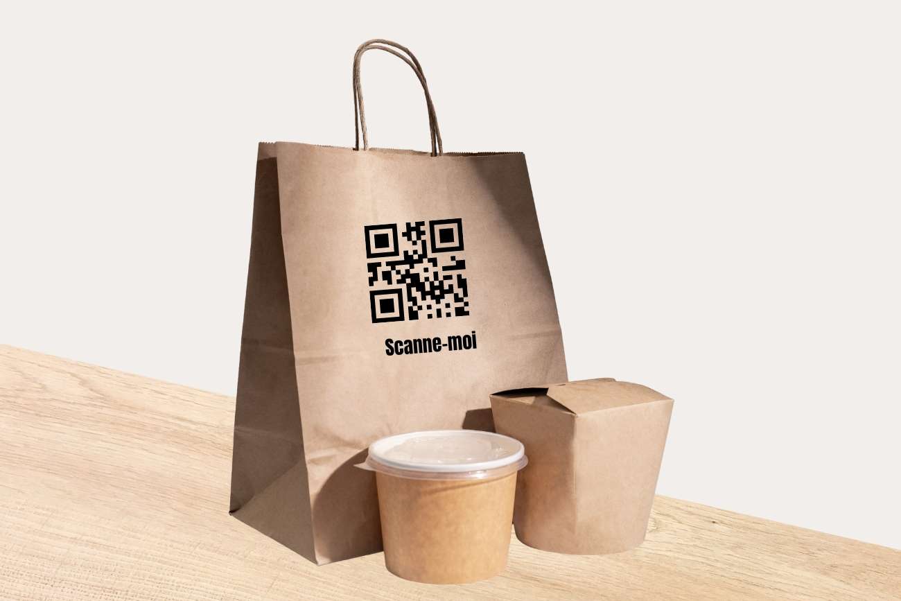 Exemple de QR code sur un sac de vente à emporter Exemple de QR code sur un sac de vente à emporter