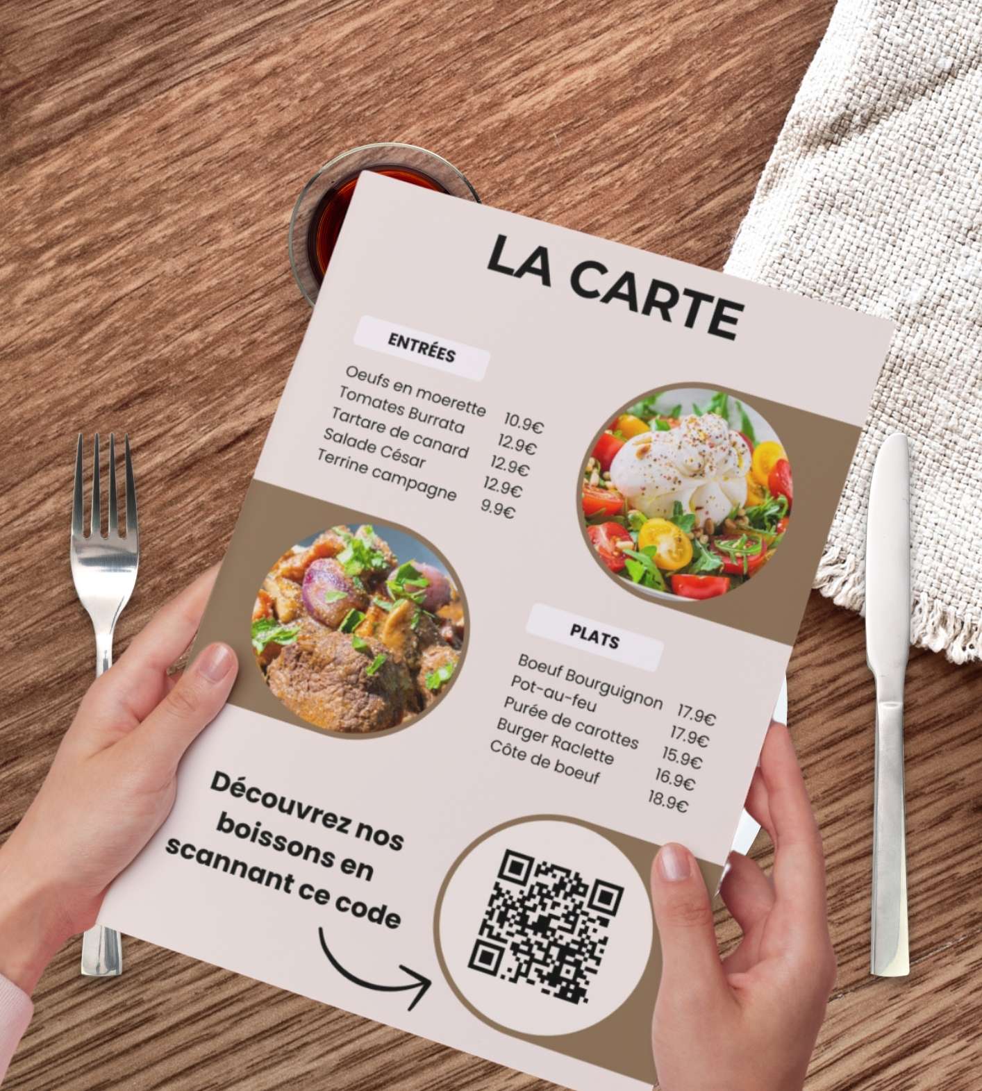 Exemple de QR code sur carte traditionnelle Exemple de QR code sur carte traditionnelle